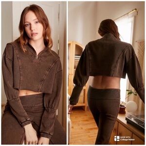 Urban Outfitters Vera Quarter Zip Sweatshirt Acid Wash